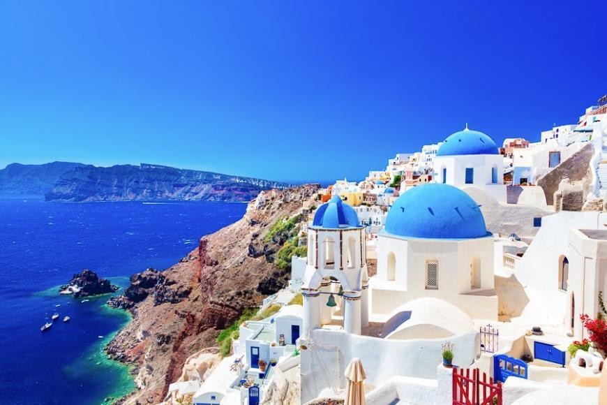 Noleggio Auto in Grecia: Guida Completa per Italiani | QEEQ